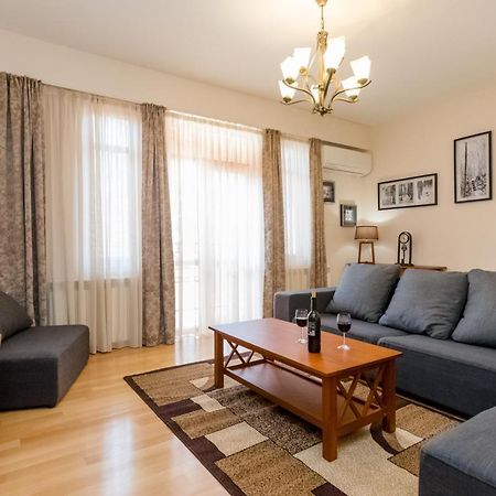 Apartment In The City Centre Ll Tbilisi Eksteriør billede